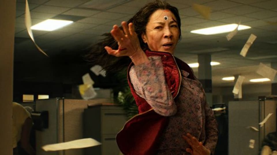 Michelle Yeoh in: «Everything Everywhere All at Once»