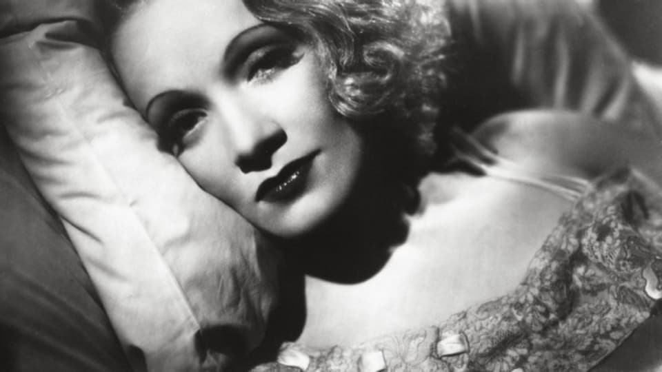 Diese Stimme, dieses Gesicht, dieser Sex-Appeal: «Die Dietrich» im US-amerikanischen Liebesfilm «Angel» (1937).