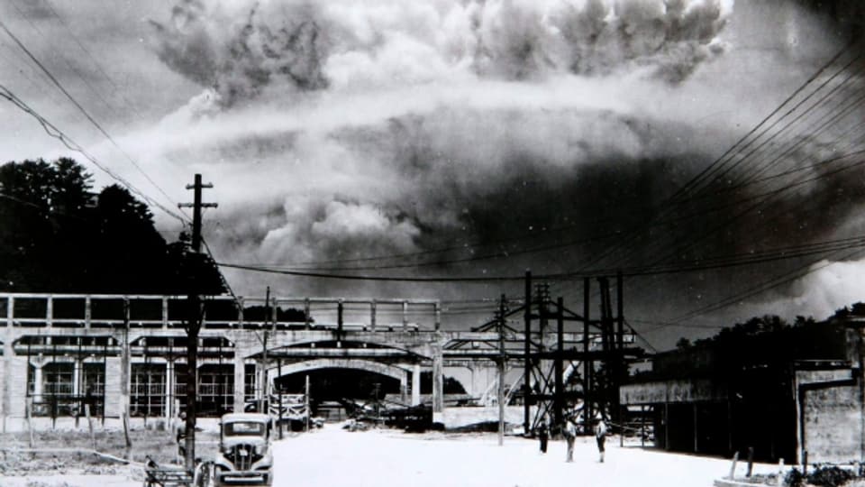 Die Atombombe als historische Zäsur: Aufnahme aus Nagasaki vom 9. August 1945