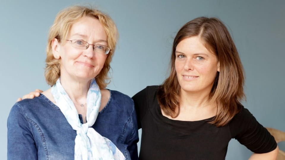 Beide fordern faire Arbeitsbedingungen: Pflegerin Barbara Metelska und Soziologin Sarah Schilliger.
