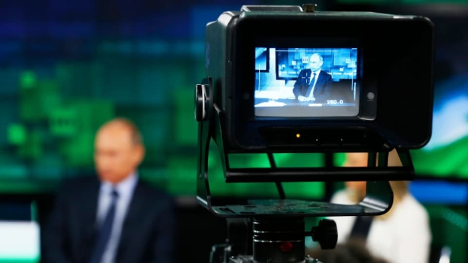 TV-Sender, Serien, Film und die Literatur sind in Russland mittlerweilen Gleichgeschaltet und richten sich nach Vladimir Putin.