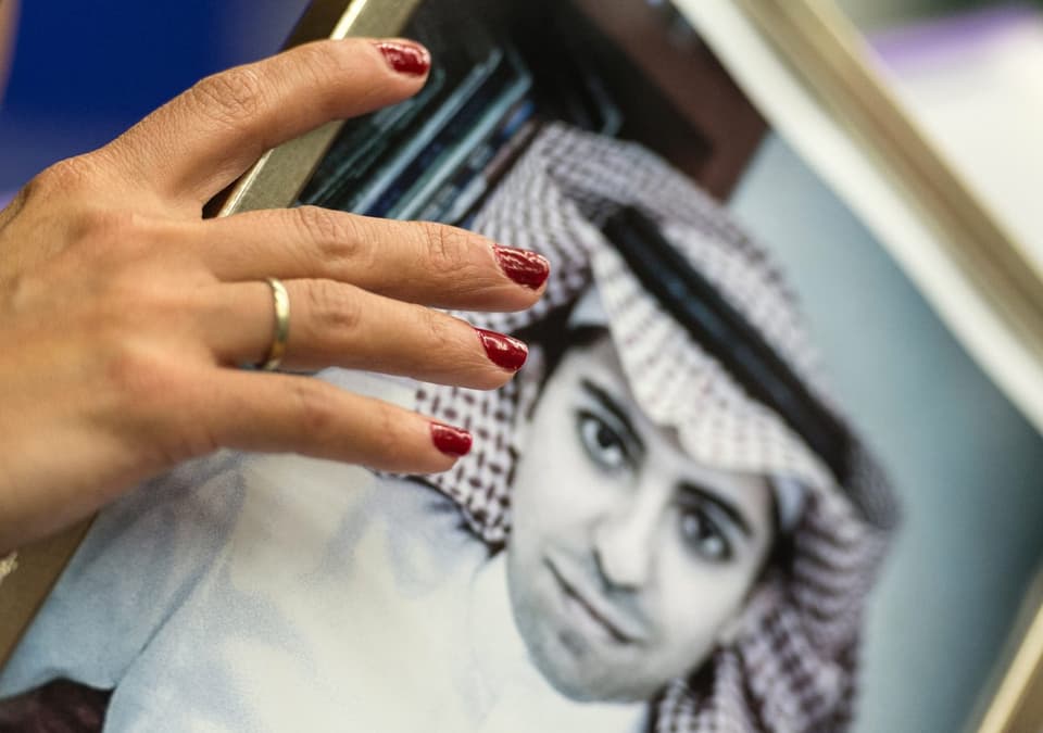 Fallbeispiel: Der saudischer Internet-Aktivist und politischer Gefangene Raif Badawi kämpft für Meinungsfreiheit.
