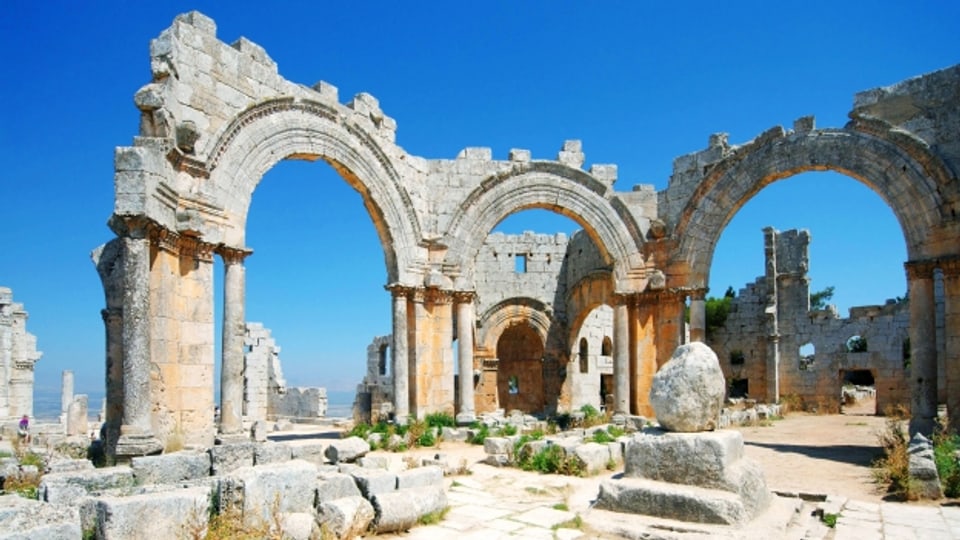 Die Reste der Säulen des Heiligen Simeon befinden sich bei Aleppo in Syrien.