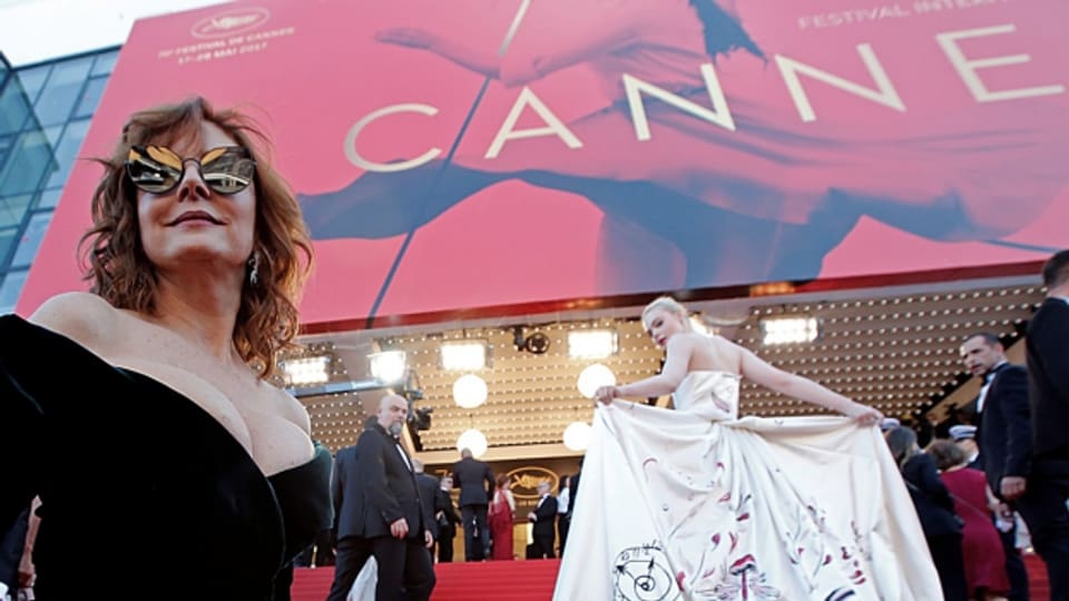 Cannes erneuert sich und erweitert seinen Filmbegriff. Auf dem roten Teppich bleibt alles beim Alten.