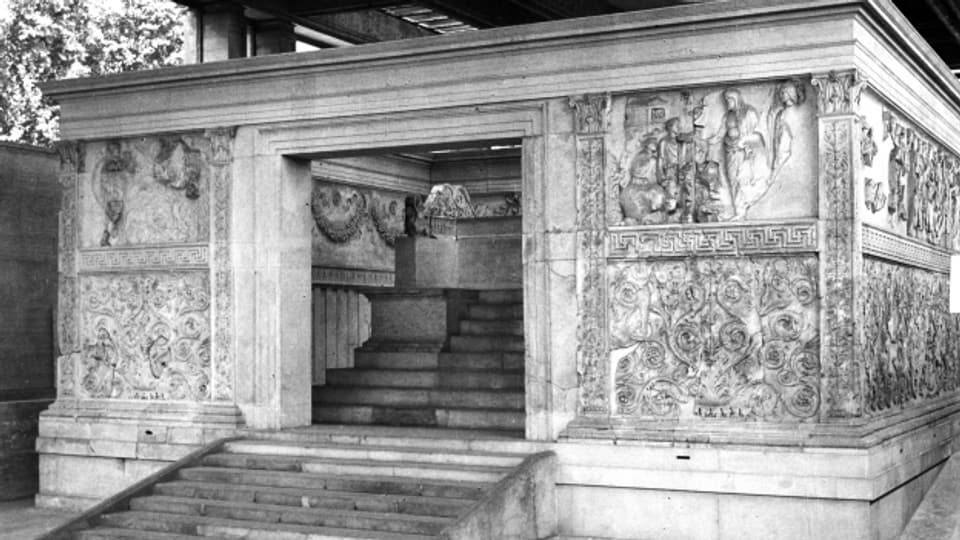 Altar des Friedens des Augustus in Rom.