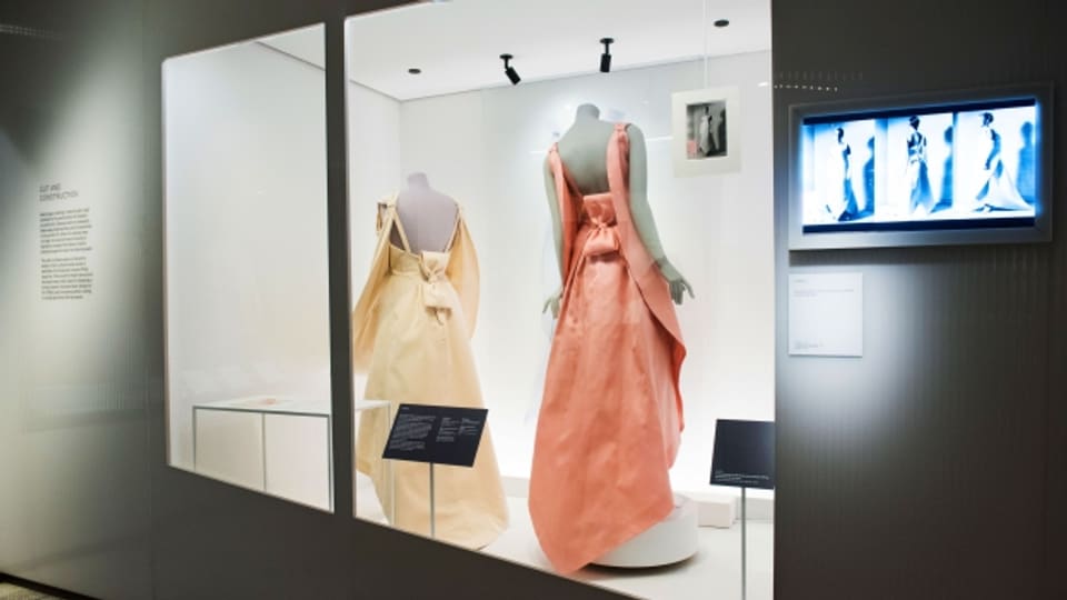 Die Ausstellung «Balenciaga: Shaping Fashion» in London gibt einen Einblick in das kreative Schaffen von Cristóbal Balenciaga.