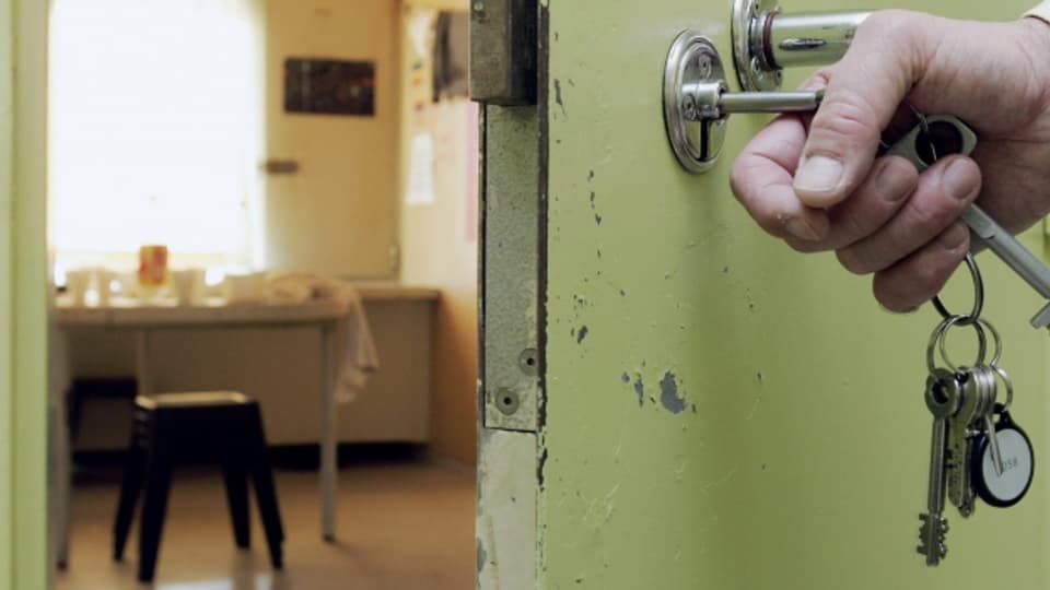 Blick in eine Gefängniszelle in der Genfer Strafvololzugsanstalt Champ Dollon