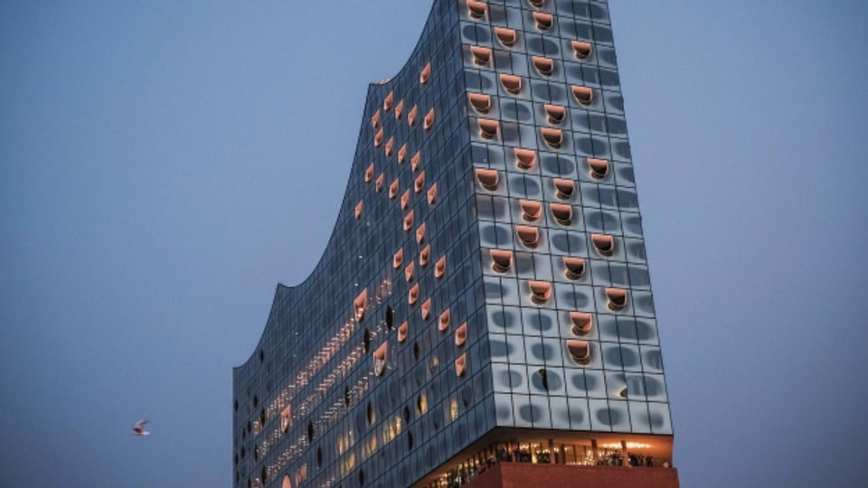 Die neugebaute Elbphilharmonie war ein Zankapfel in Hamburg
