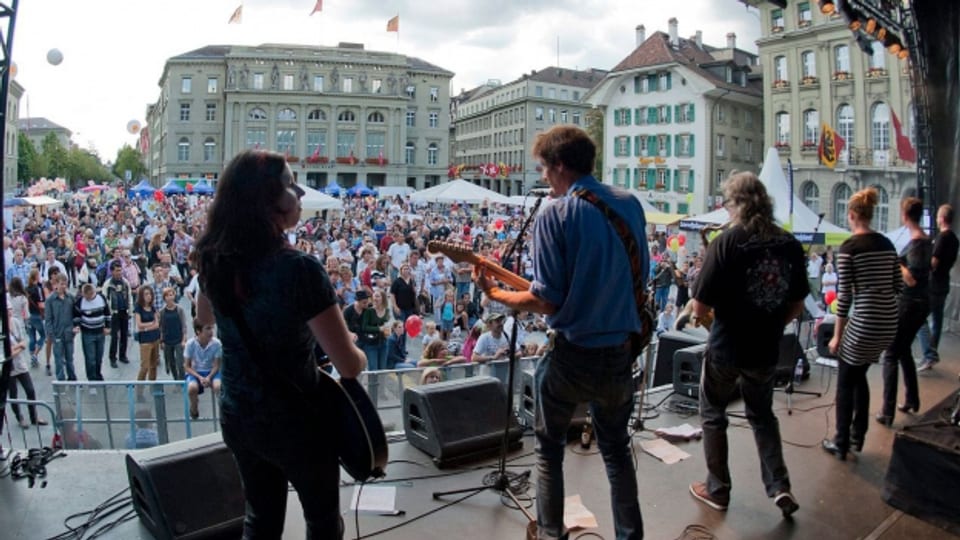 Die meisten Schweizer Bands können von ihrer Musik nicht leben, die Bandmitglieder verdienen ihren Lebensunterhalt in anderen Berufen.