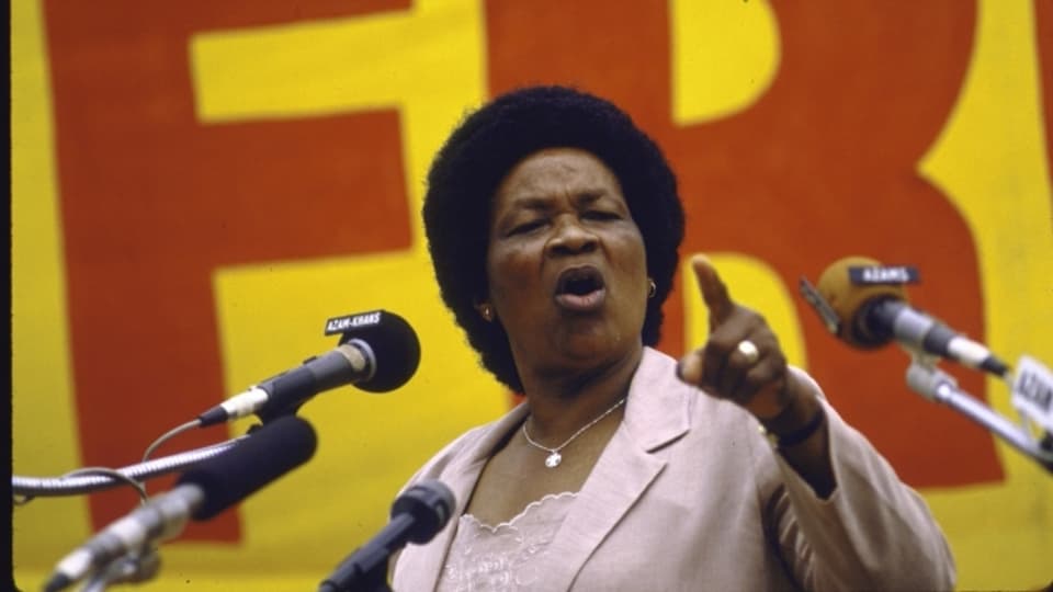 Albertina Sisulu Freiheitskämpferin in Mandelas Schatten Kontext SRF
