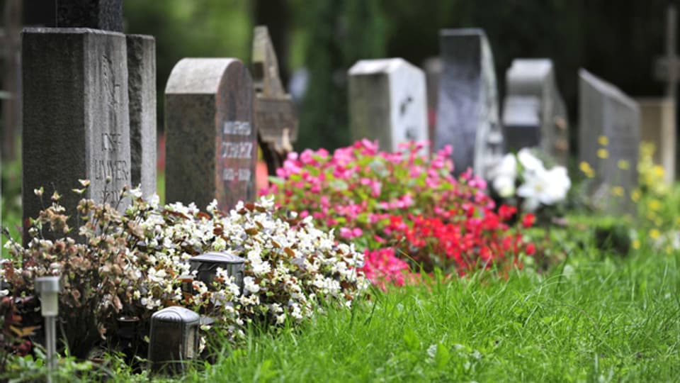 Der Friedhof: ein Ort der Begegnung?