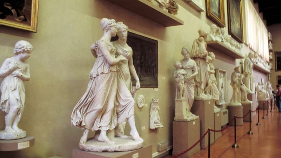 In der Leitung der florentinischen Galleria dell' Accademia wird Angelo Tartuferi durch Cecilie Hollberg aus Deutschland ersetzt.