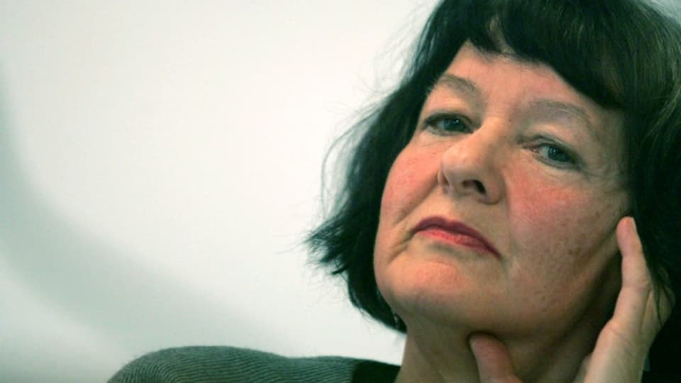 Die in Zürich lebenden Autorin Isolde Schaad ist bekannt für ihre humorvollen und scharfsinnigen Gesellschaftsbetrachtungen.