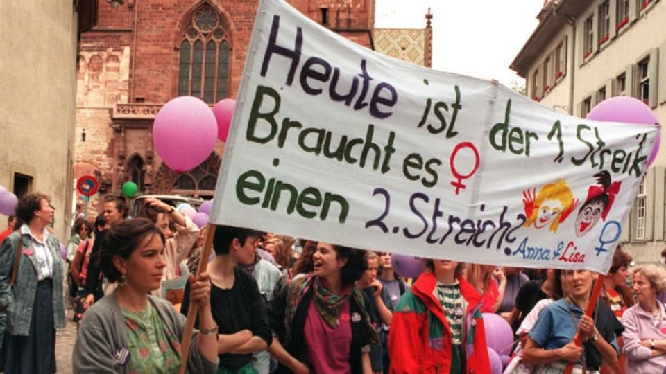 Vor 25 Jahren gingen in der Schweiz die Frauen für die Gleichstellung auf die Strasse.