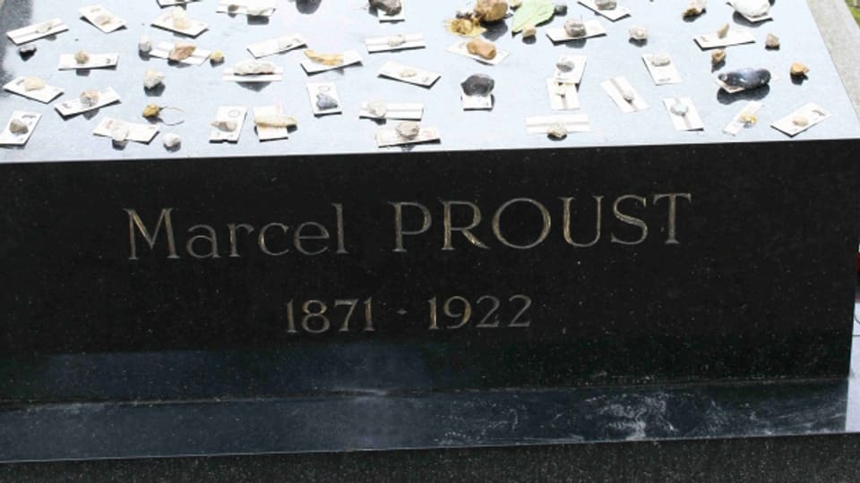Marcel Prousts Grab auf dem bekannten Friedhof Père Lachaise in Paris.