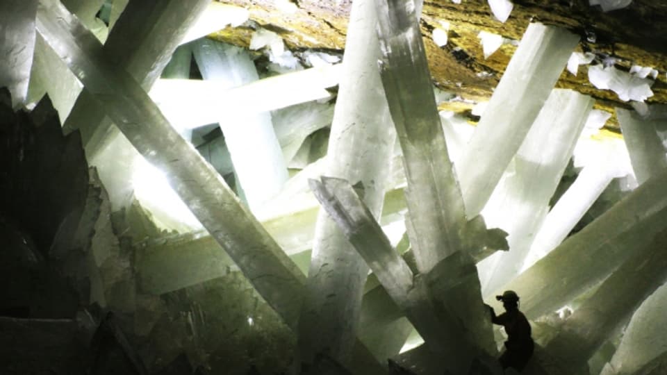 Riesenkristalle aus Marienglas in der «Höhle der Kristalle».
