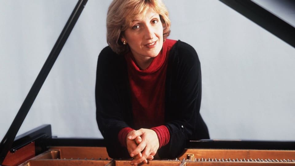 Konzertpianistin und Improvisationskünstlerin Galina Vracheva.