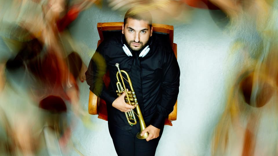 Ibrahim Maalouf mit Trompete.