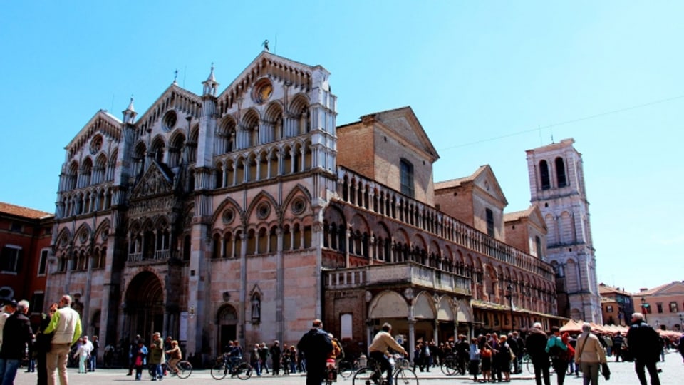 Die Kathedrale in Ferrara.