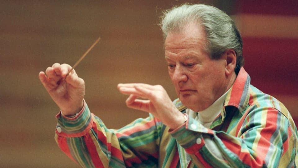 Neville Marriner: Englischer Dirigent und einflussreiche Persönlichkeit in der klassischen Musik.
