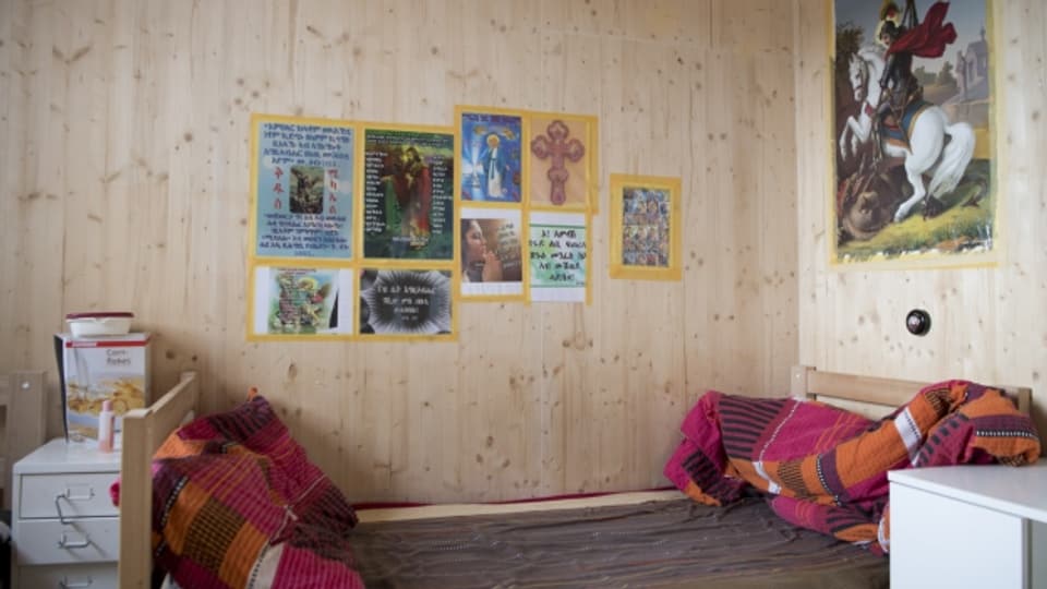 Bett in einer Unterkunft für unbegeleitete minderjährige Asylsuchende in Moosseedorf bei Bern