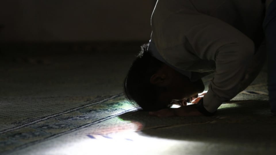Youtube-Prediger oder Imam – Welchen Autoritäten folgen muslimische Jugendliche?