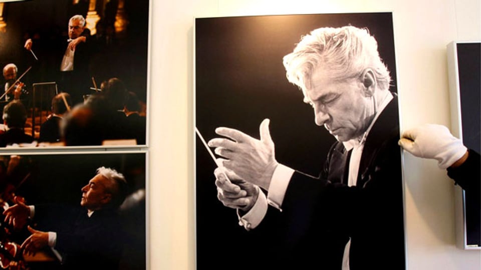 Bilder mit Herbert von Karajan als Motiv.
