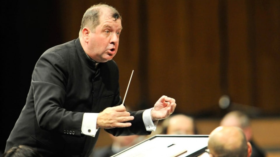 Ivor Bolton, Dirigent des Mozarteumorchesters in Salzburg, wird bald das Sinfonieorchester Basel übernehmen.