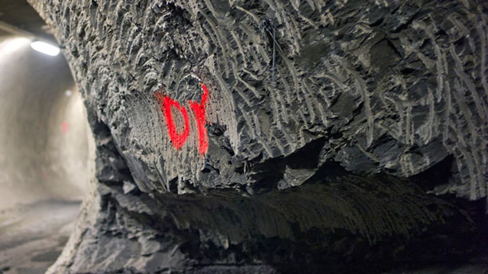 Im Felslabor Mont Terri im Jura werden die Eigenschaften des Opalinustons untersucht.