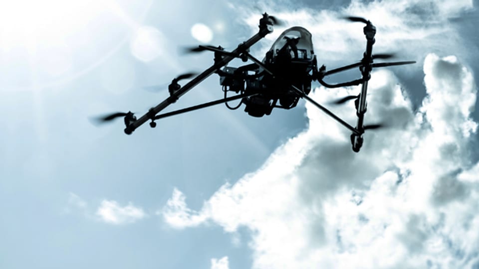 Die Regelungen für Drohnen hinken weltweit der Technik hinterher.