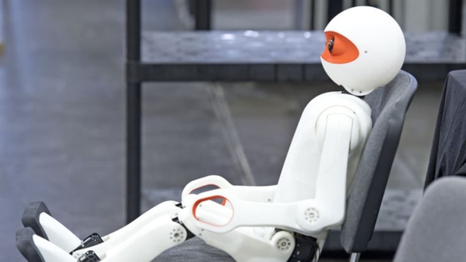 Ein Roboter am Robocup, Deutschland 2014.