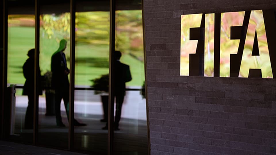 Haupteingang des FIFA-Sitzes in Zürich.