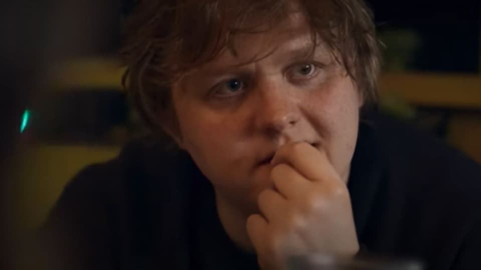 Lewis Capaldi denkt (wahrscheinlich) über sein Leben nach