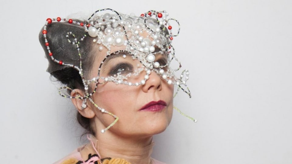 Björk: Auf dem neuen Album mit Blockflöte