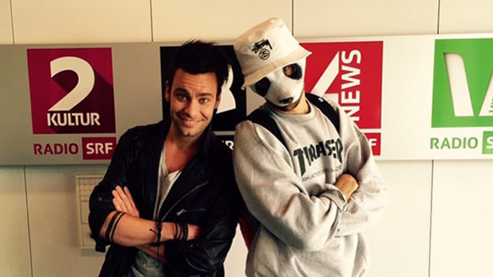 Wildlife im Studio: Rapper Cro schaute vorbei – natürlich mit Panda-Maske