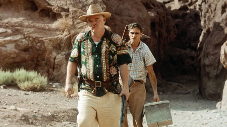 Der Meister (Philip Seymour Hoffman, links) und sein Schüler (Joaquin Phoenix).