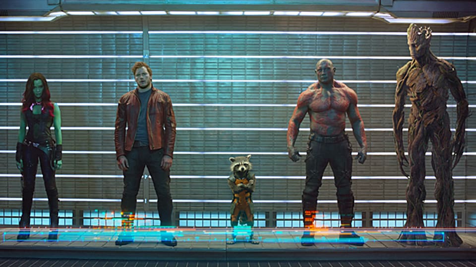 Schräge Helden: Gamora (Zoe Saldana), Peter (Chris Pratt), Rocket, Drax (Dave Bautista) und Groot.