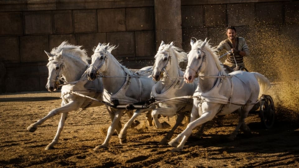 Ben-Hur-Darsteller Jack Huston betont, die Pferde und Wagen seien echt.