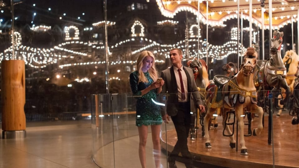 Vee (Emma Roberts) und Ian (Dave Franco) tun sich für das Online-Game «Nerve» zusammen.