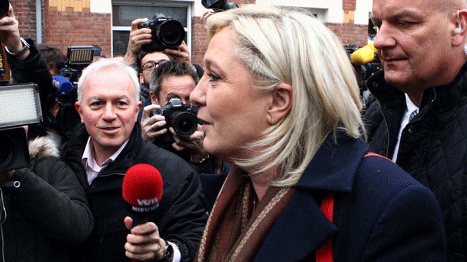 FN Chefin Marine Le Pen in Siegeslaune