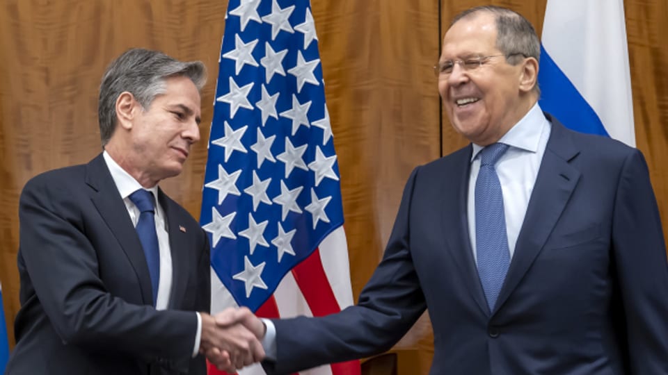 US-Aussenminister Antony Blinken und sein russischer Amtskollege Sergej Lawrow haben ihr Treffen nach anderthalb Stunden beendet. Angesetzt waren zwei Stunden.