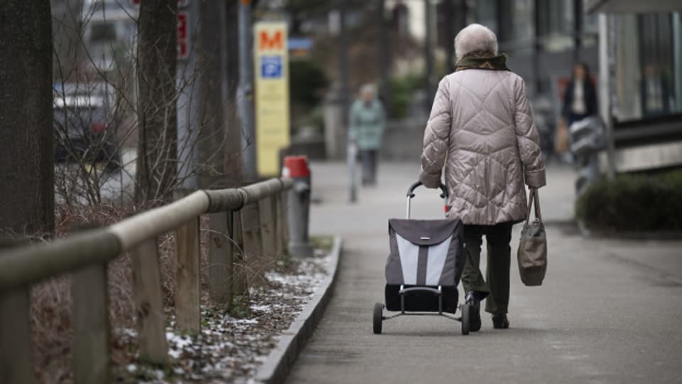 Am 3. März entscheidet die Schweiz über die Volksinitiative «Für ein besseres Leben im Alter», die eine 13. AHV-Rente verlangt.