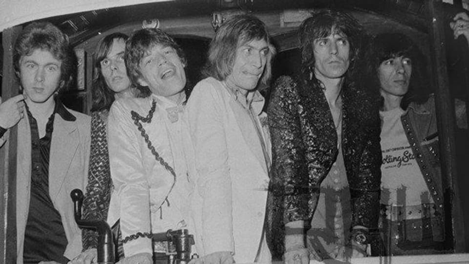 Nicky Hopkins (zweiter von links) zusammen mit den Rolling Stones.