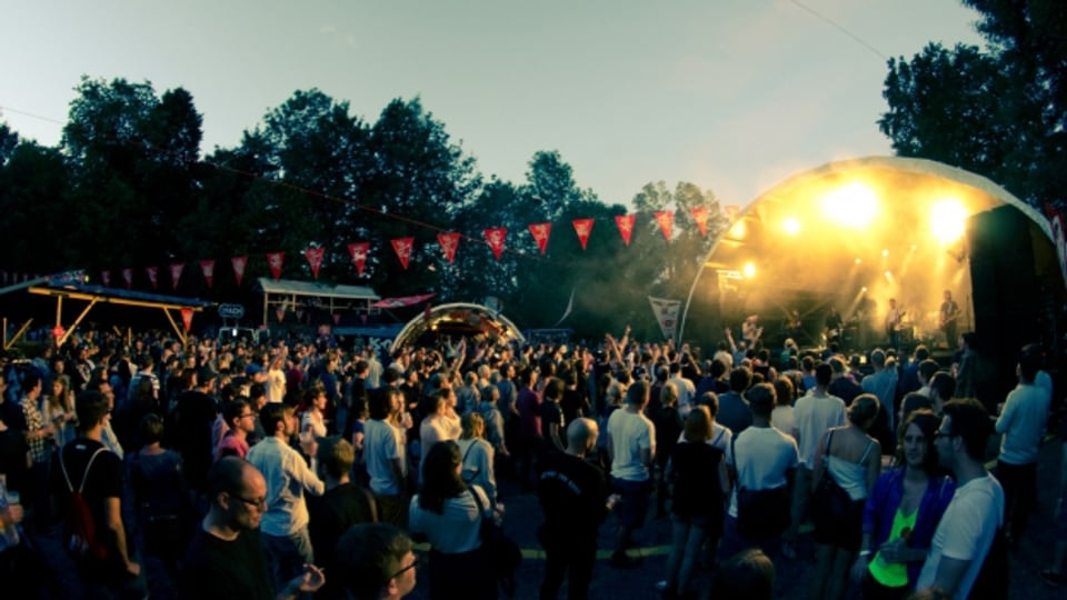 Das B-Sides Festival findet vom 15. bis 17. Juni auf dem Sonnenberg Kriens / Luzern statt