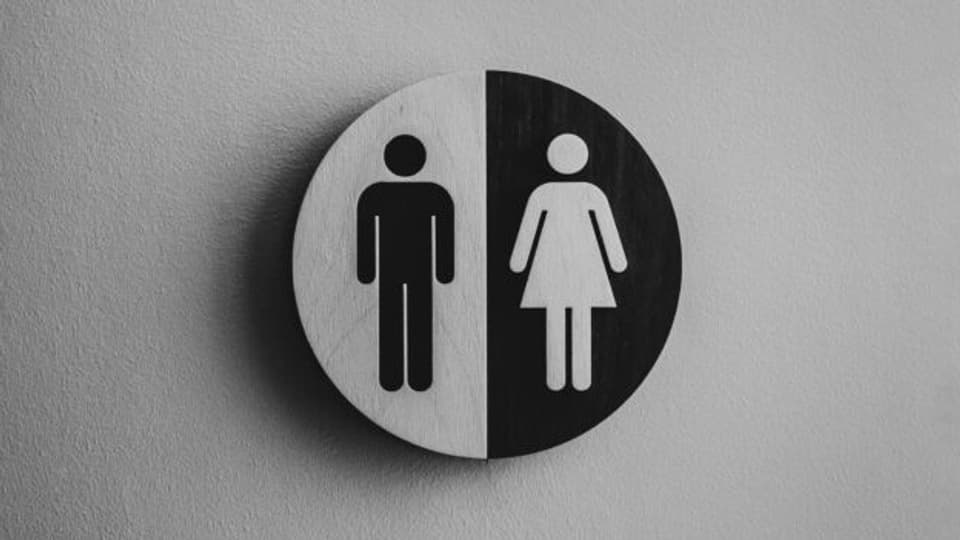 So ausgeglichen wie auf diesem WC-Schild sind die Geschlechterverhältnisse im Schweizer Kulturbetrieb noch lange nicht.