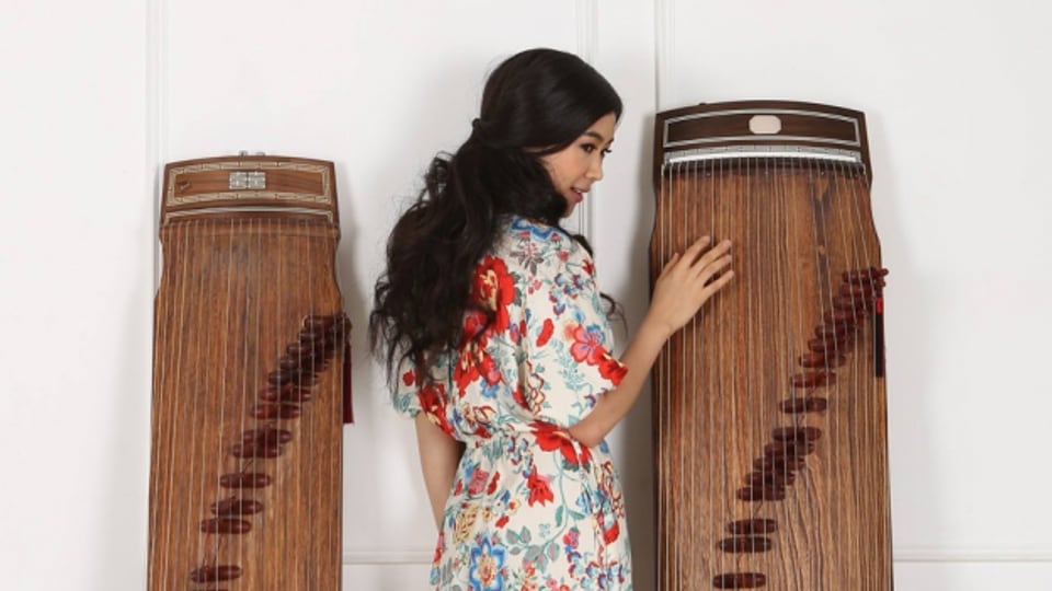 Lura aus Südkorea covert Müslüm instrumental