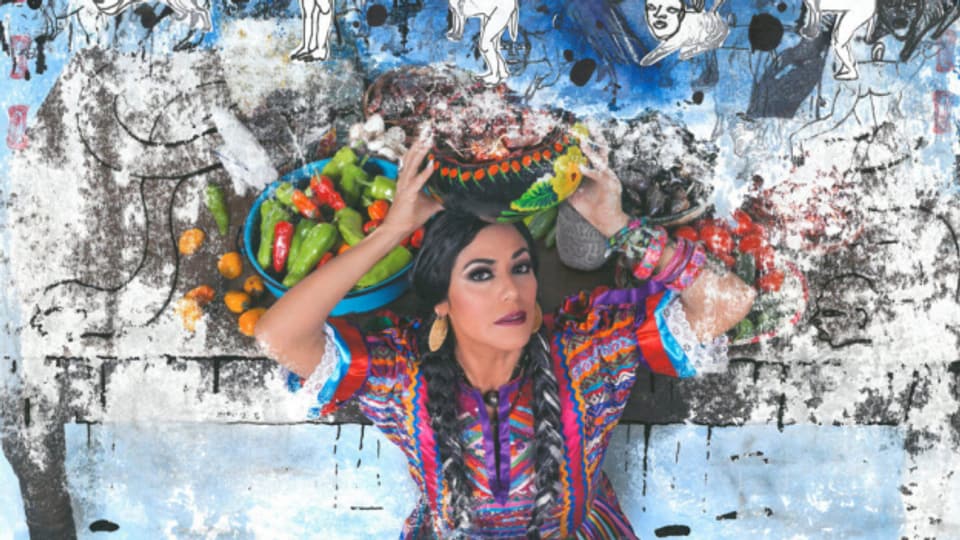 Wie klingt’s, wenn Lila Downs den Sommerhit «La Bamba» singt, ein uraltes mexikanisches Volkslied? Auf dem aktuellen Special-Edition-Album der mexikanischen Ikone «El Chile» findet sich übrigens auch ein neues sommerliches Duett mit Norah Jones.
