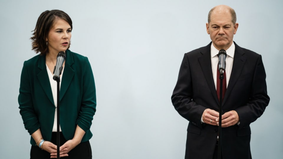 Sind aussenpolitisch nicht immer gleicher Meinung: Bundeskanzler Olaf Scholz und Aussenministerin Annalena Baerbock.