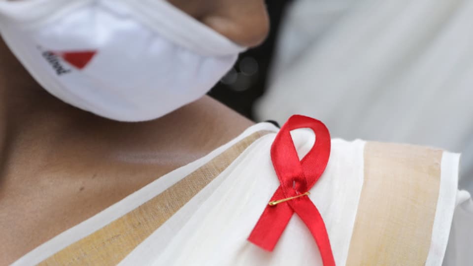 Fachleute fordern mehr Engagement des Bundes im Kampf gegen HIV und Hepatitis.