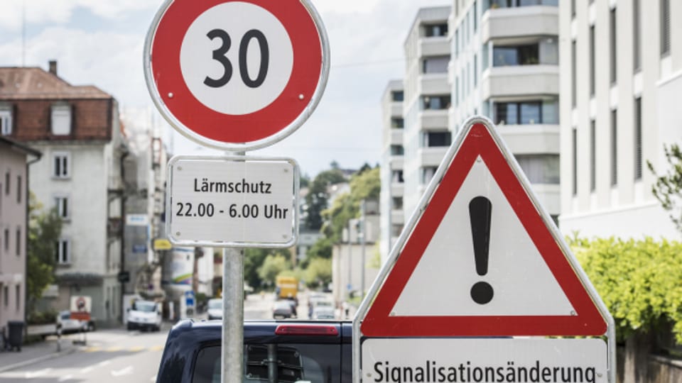 Tempo 30 ist auf dem Vormarsch: In verschiedene Städten werden die Tempo-30 Strecken ausgebaut.